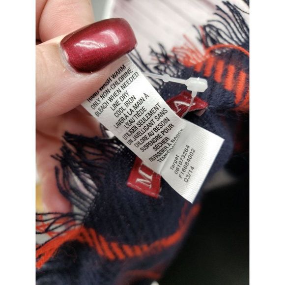 Merona Red Navy Blue Checkered Plaid Winter Blanket Scarf - Picture 7 of 10